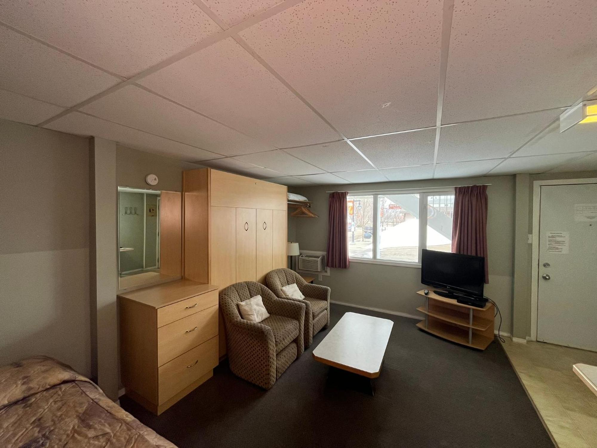 Raccoon Lodge Motel ซิลแวนเลค ห้อง รูปภาพ